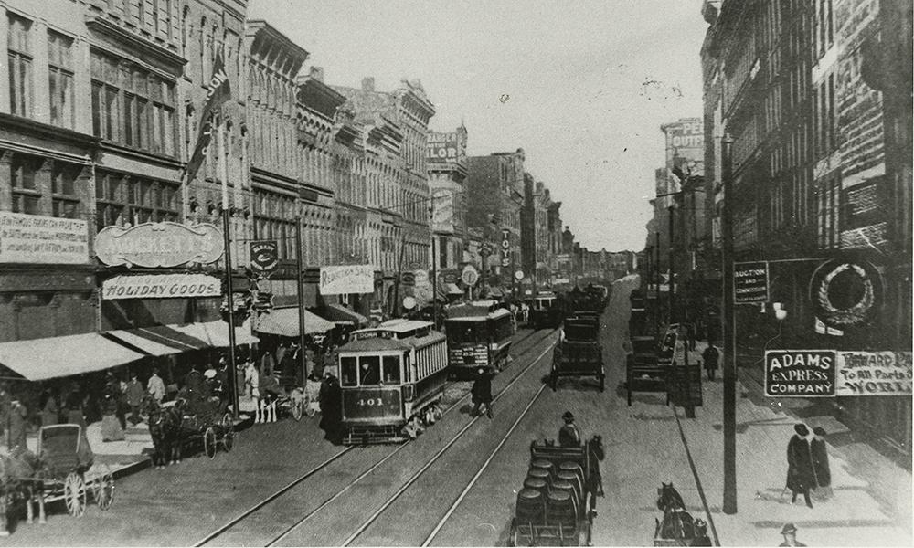 Summit Street at Jefferson